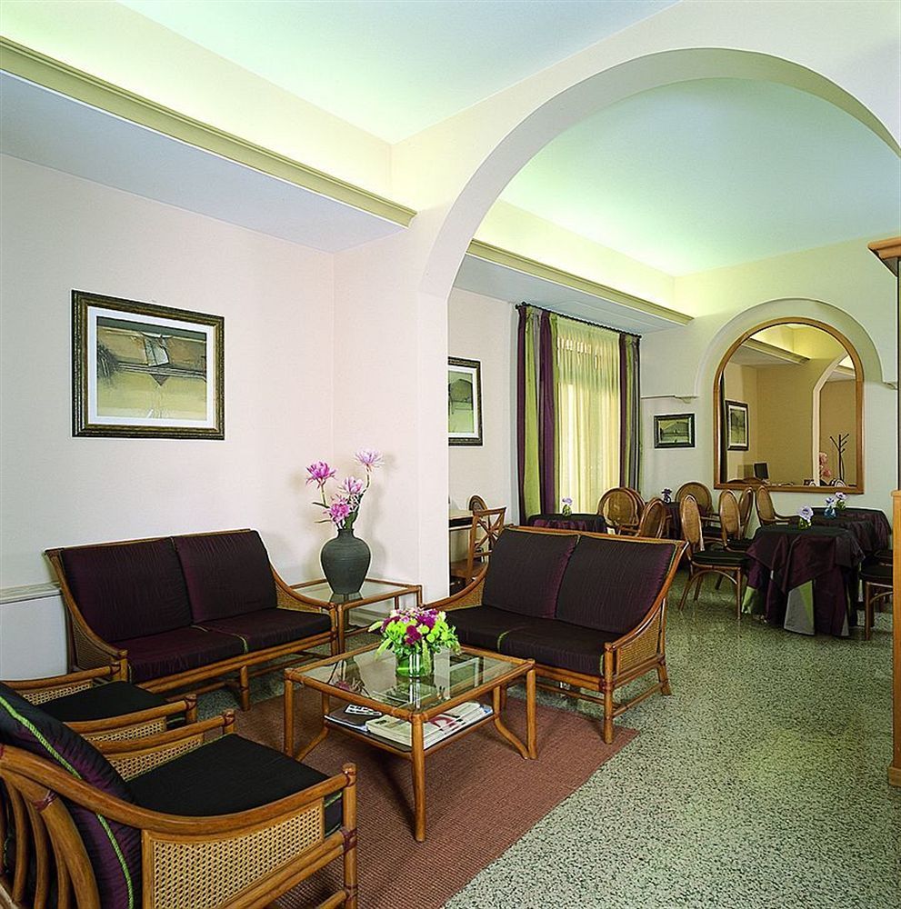 Hotel Blumen Collection By Gsa Hotels Bologna Bagian luar foto